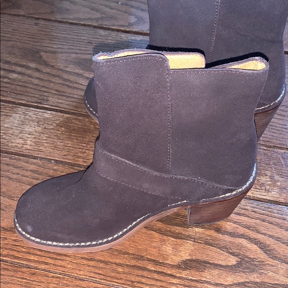 NWOT Dark Brown Suede Booties - Picture 3 of 3